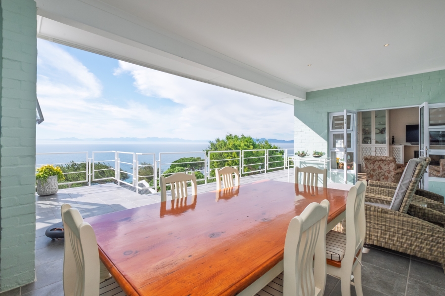 3 Bedroom Property for Sale in Murdock Valley Western Cape